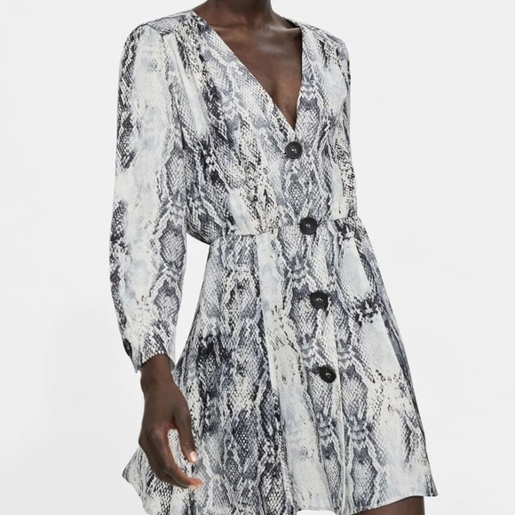 NWT ZARA MINI DRESS - Picture 2 of 9